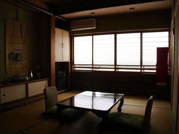 Sangai Ryokan Gotsu Exterior photo
